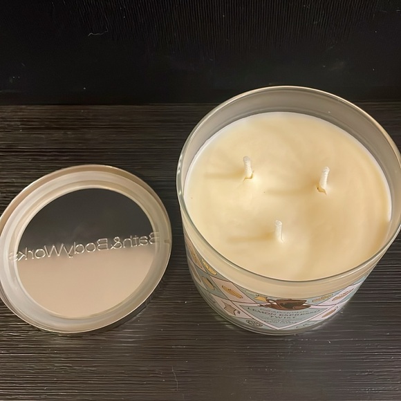 B&BW Lemon Espresso Twist 3 Wick Candle - Picture 2 of 3